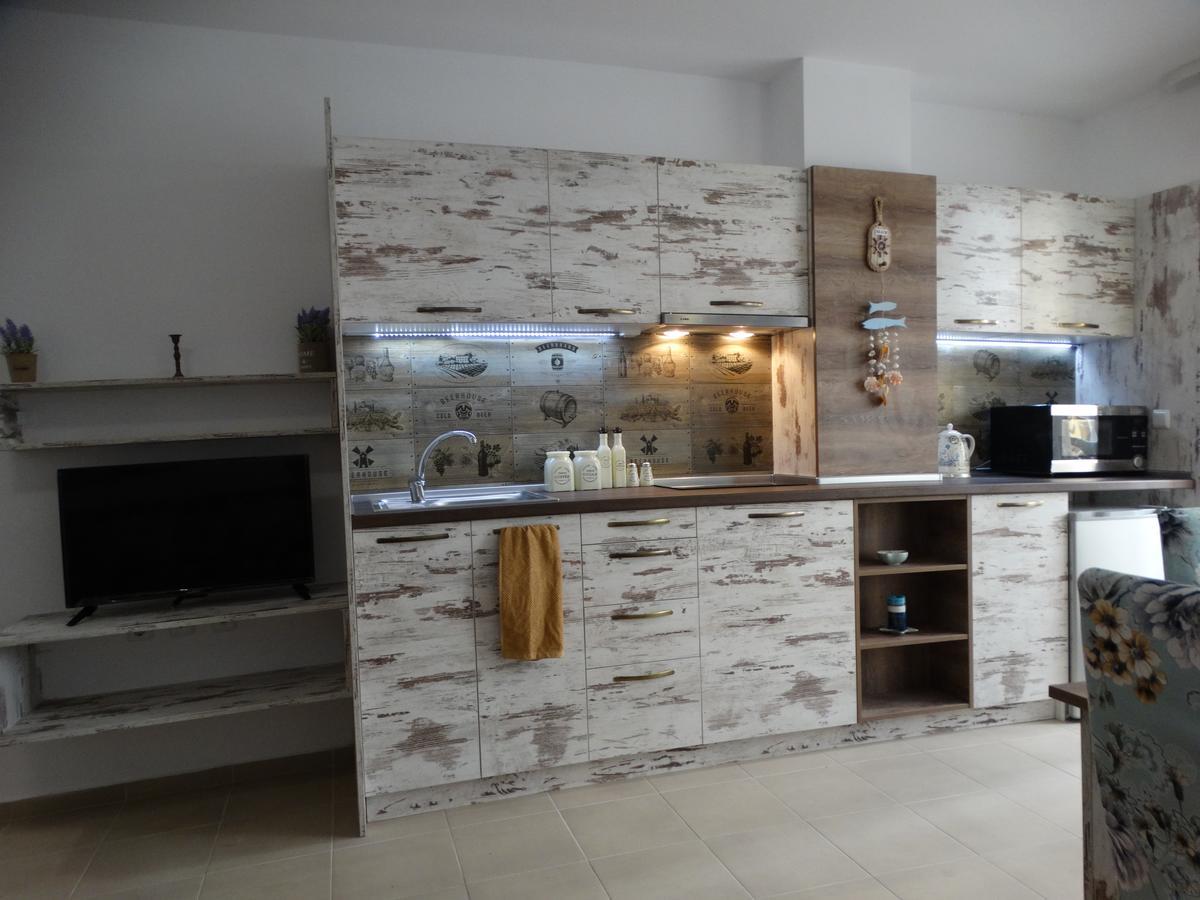 Lora Boutique Pomorie Exterior foto